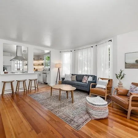 Newly Renovated Villa In Central Spokane